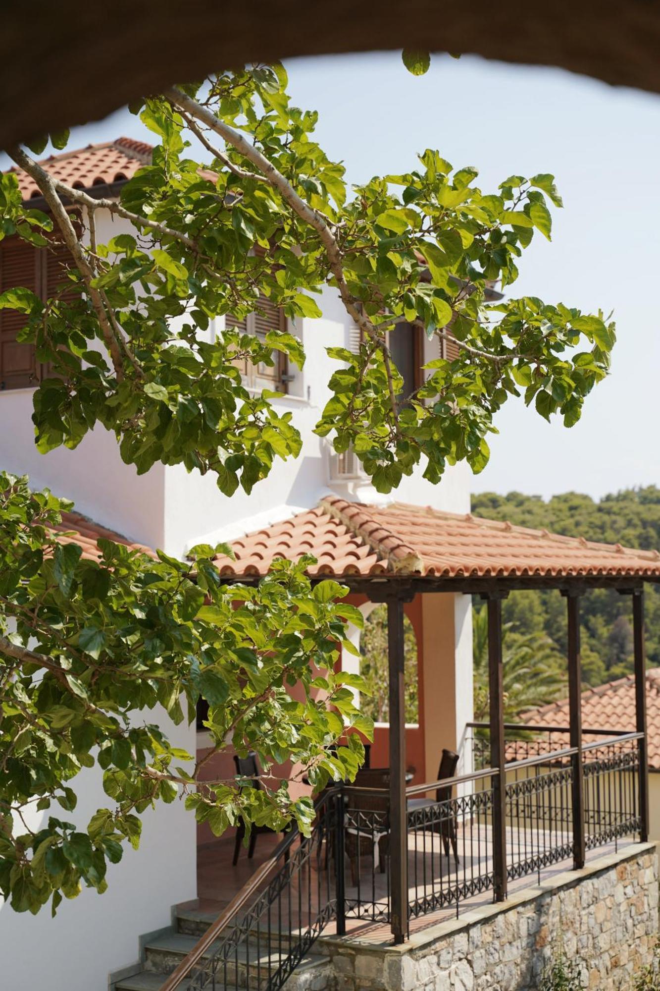 Vatellis Villa *